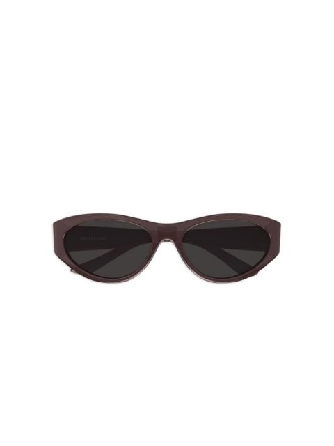 cat-eye sunglasses