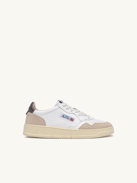 MEDALIST LOW SNEAKERS IN WHITE AND MOREL SUEDE AND LEATHER