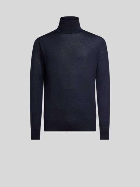 CASHMERE AND SILK TURTLENECK SWEATER