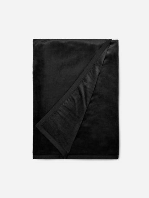 ® Duffield Throw II Fleece Blankets in Black/