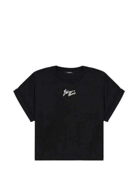 rolled-sleeve T-shirt