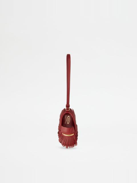 GOMMINO DRIVING SHOE CHARM IN LEATHER - RED