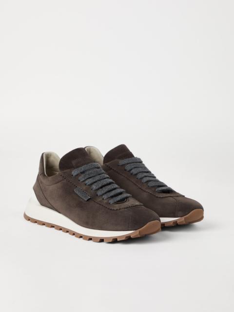 Suede runners with shiny tab