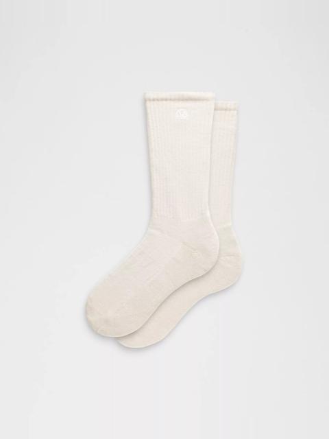 Unisex Daily Essential Crew Socks