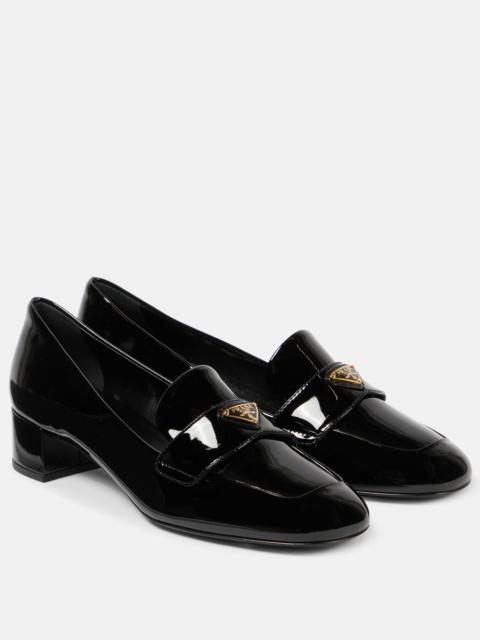 Logo patent leather loafer pumps