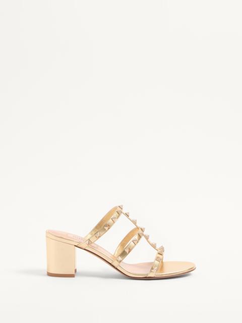 ROCKSTUD SLIDE SANDAL IN LAMINATED NAPPA 60MM