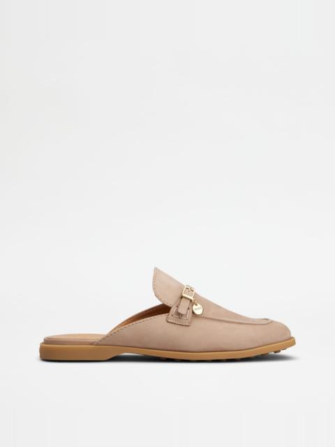 MULES IN NUBUCK - PINK