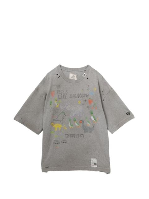 distressed graphic T-shirt