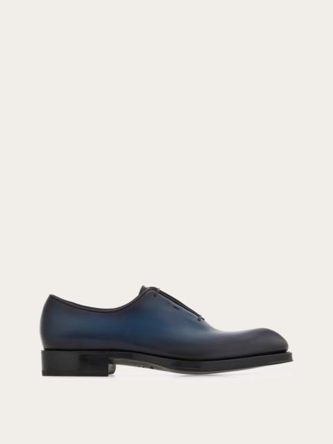 Tramezza Oxford with covered laces