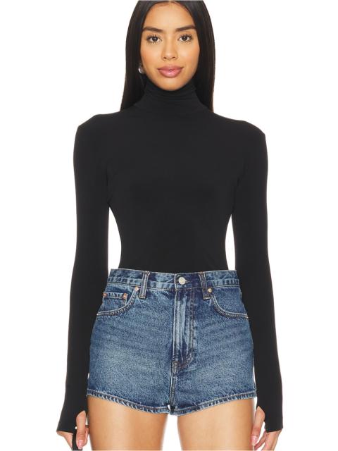 Slim Fit Long Sleeve Turtleneck Top