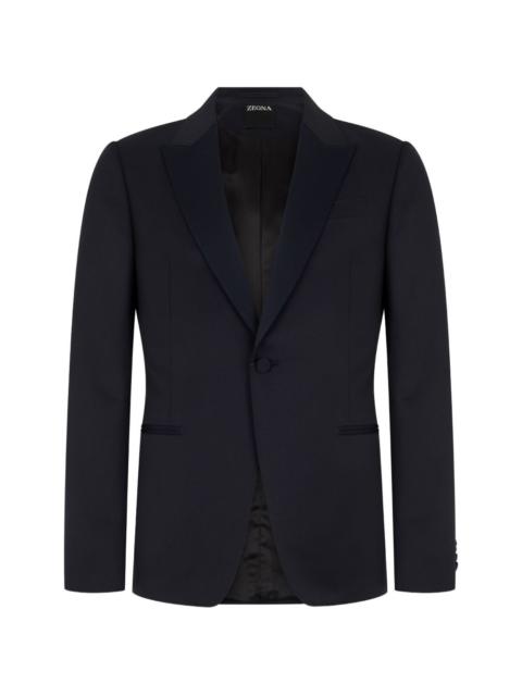 single-breasted blazer