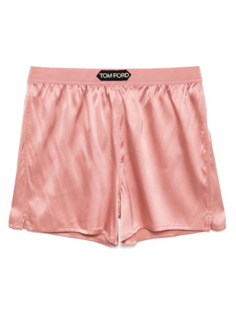 logo-patch shorts
