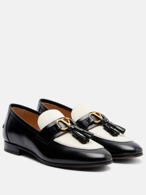 VLogo leather loafers