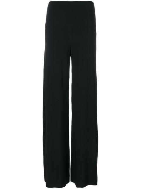 wide-legged trousers
