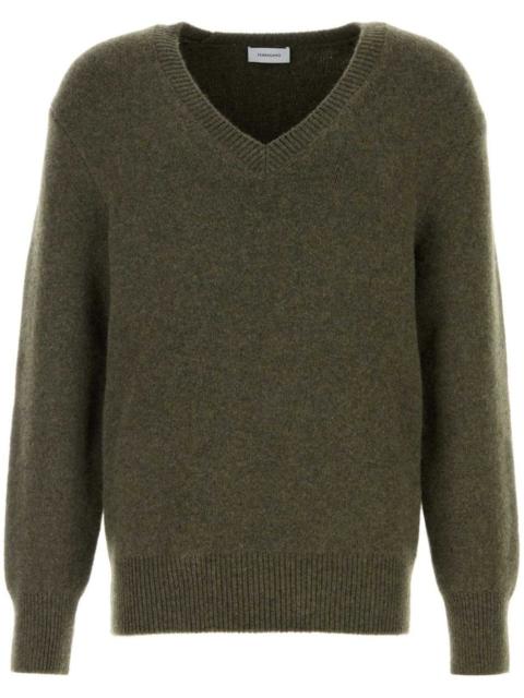 V-neck jumper