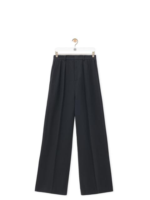 Pleated trousers in cotton