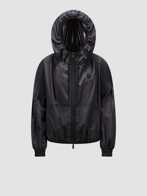 Auxonne Windbreaker