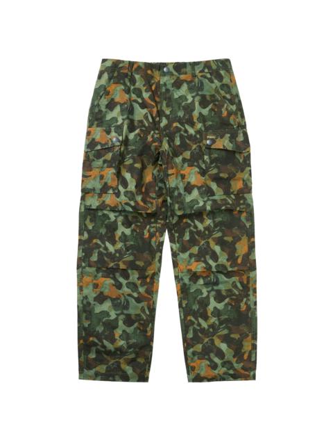 PALACE BARBOUR FIELD PANT KELP FOREST CAMO