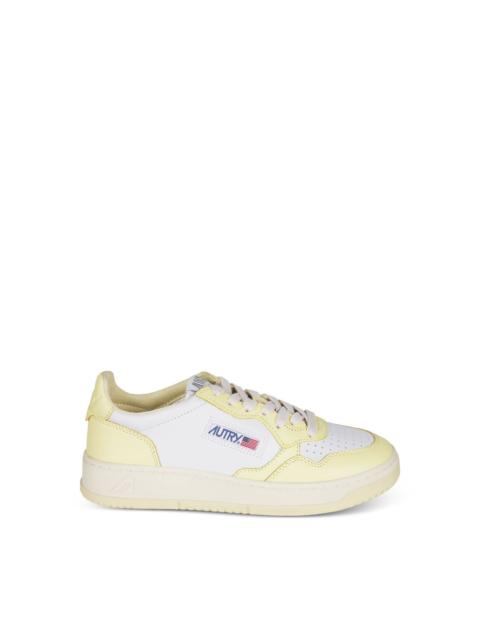 Medialist Low leather sneakers