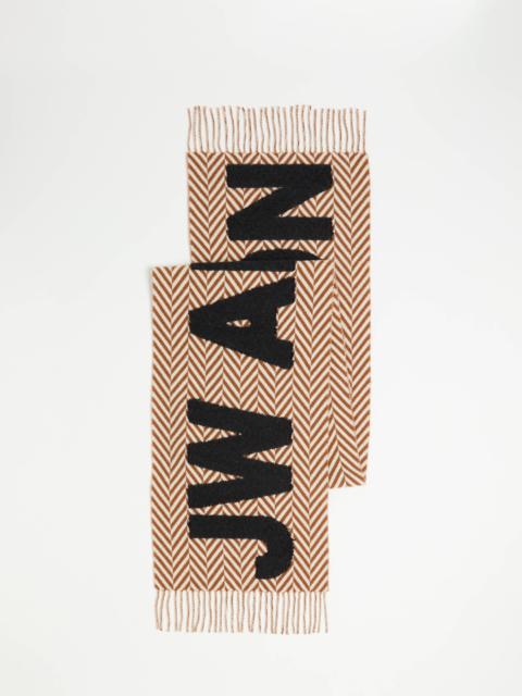 CHECKERED LOGO SCARF IN BROWN & WHITE