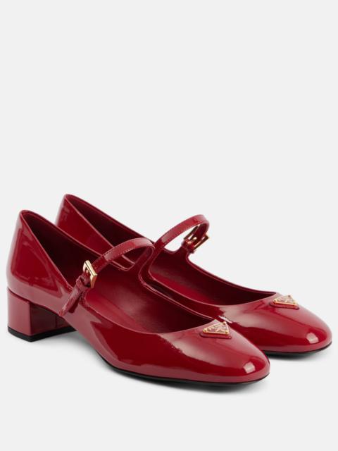 Patent leather Mary Jane pumps