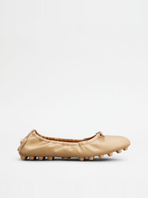 BUBBLE BALLERINAS IN LEATHER - BEIGE