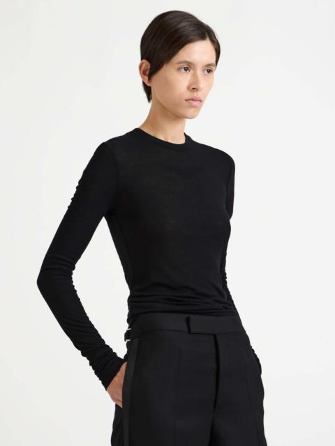 LONG SLEEVE CREW NECKLINE TOP IN BLACK