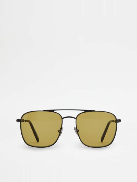 SUNGLASSES WITH TEMPLES IN LEATHER - GREY