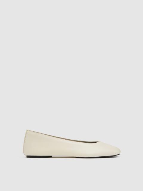 Low Scoop Ballet Flat - Ecru
