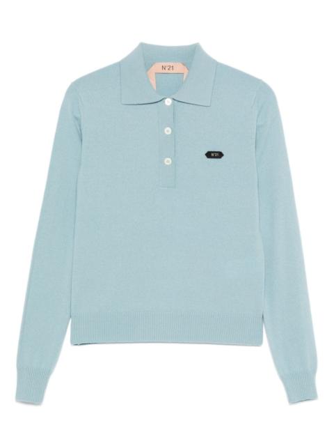 button-fastening polo top