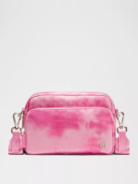 Everywhere Crossbody Bag 2L *Metal Hardware