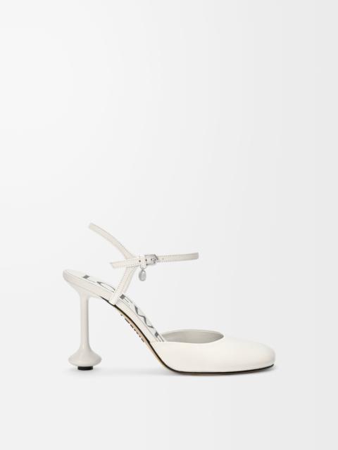 Toy ankle strap pump in lambskin