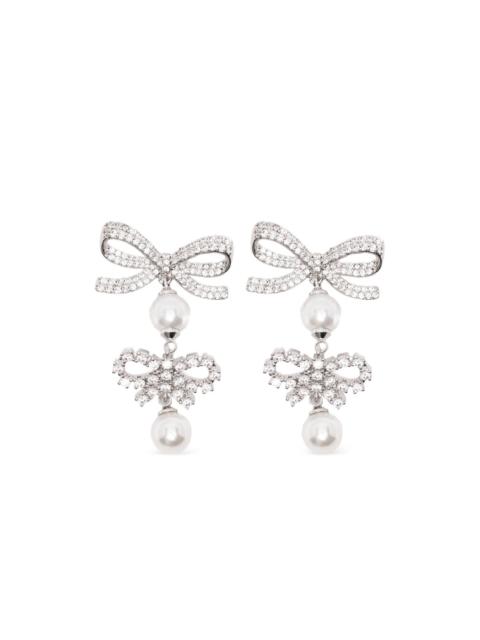 double-bow pearl-drop earrings