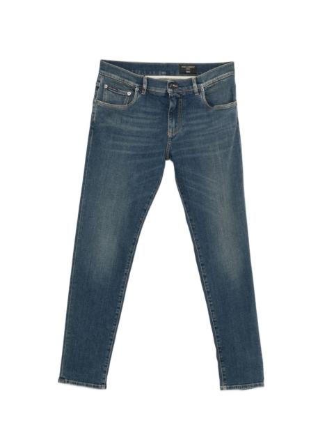 five-pocket jeans