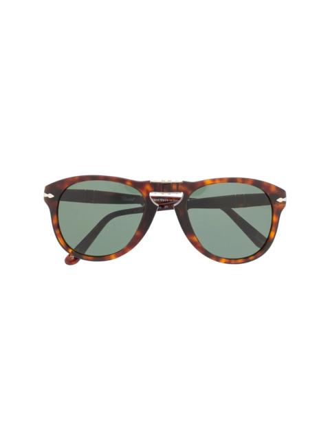 tortoiseshell frame sunglasses