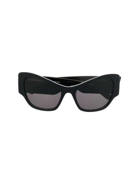 enamelled-logo cat-eye frame sunglasses