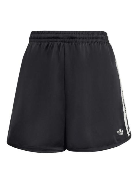 striped short shorts