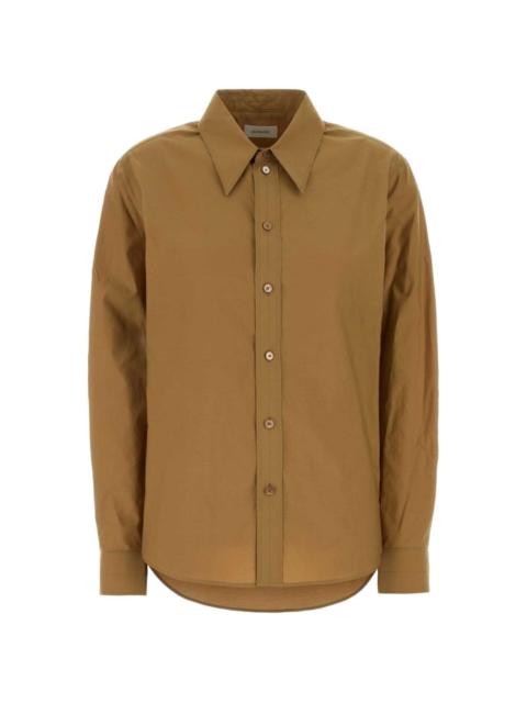 pointed collar shirt