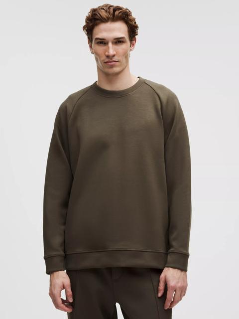 Smooth Spacer Classic-Fit Crew