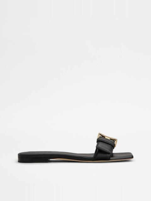 SANDALS IN NAPPA LEATHER - BLACK