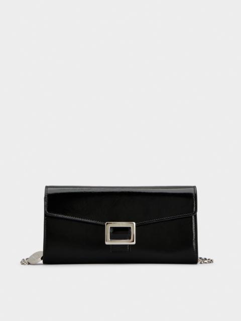 Belle Vivier Wallet on chain in patent leather
