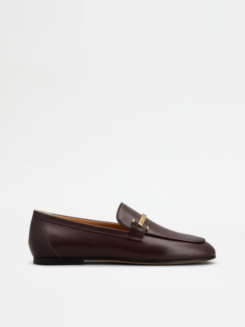 LOAFERS IN LEATHER - BURGUNDY