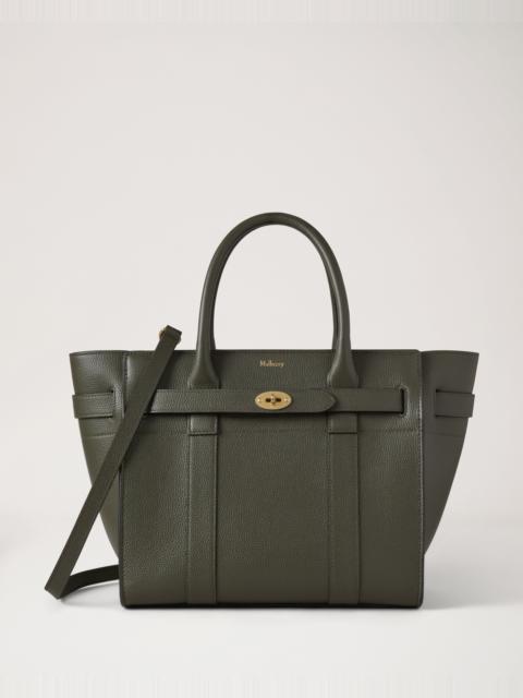 Small Zipped Bayswater
Juniper Green Small Classic Grain