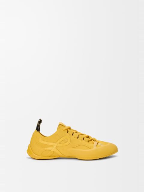 Grip sneaker in calfskin suede