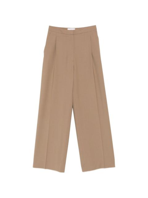 pleated trousers