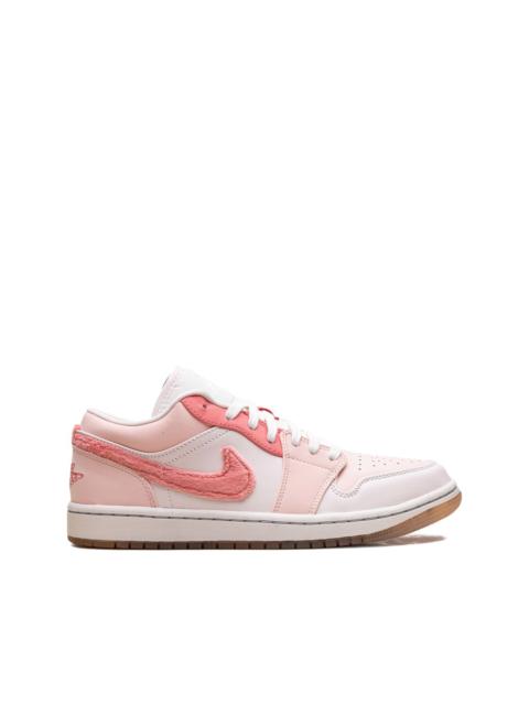 AirJordan 1 Low SE "Mighty Swooshers Pink"