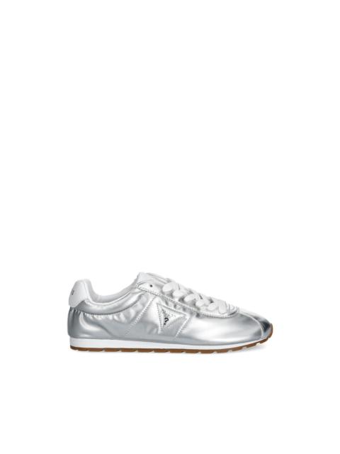 tIAH2 logo lace-up sneakers