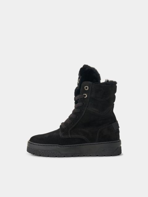 Calgary lace-up boots with spikes in Black