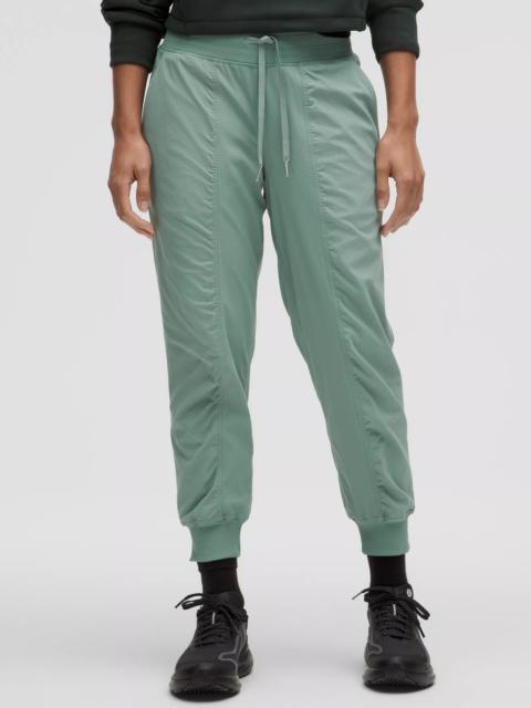 Dance Studio Mid-Rise Lined Jogger 7/8 Length