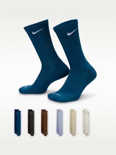 Nike Everyday Plus Cushioned Training Crew Socks (6 Pairs)